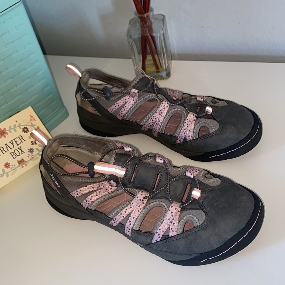 ♥️ JAMBU ♥️ Memory Foam Water & Trail Shoes ♥️ Size 8.5
